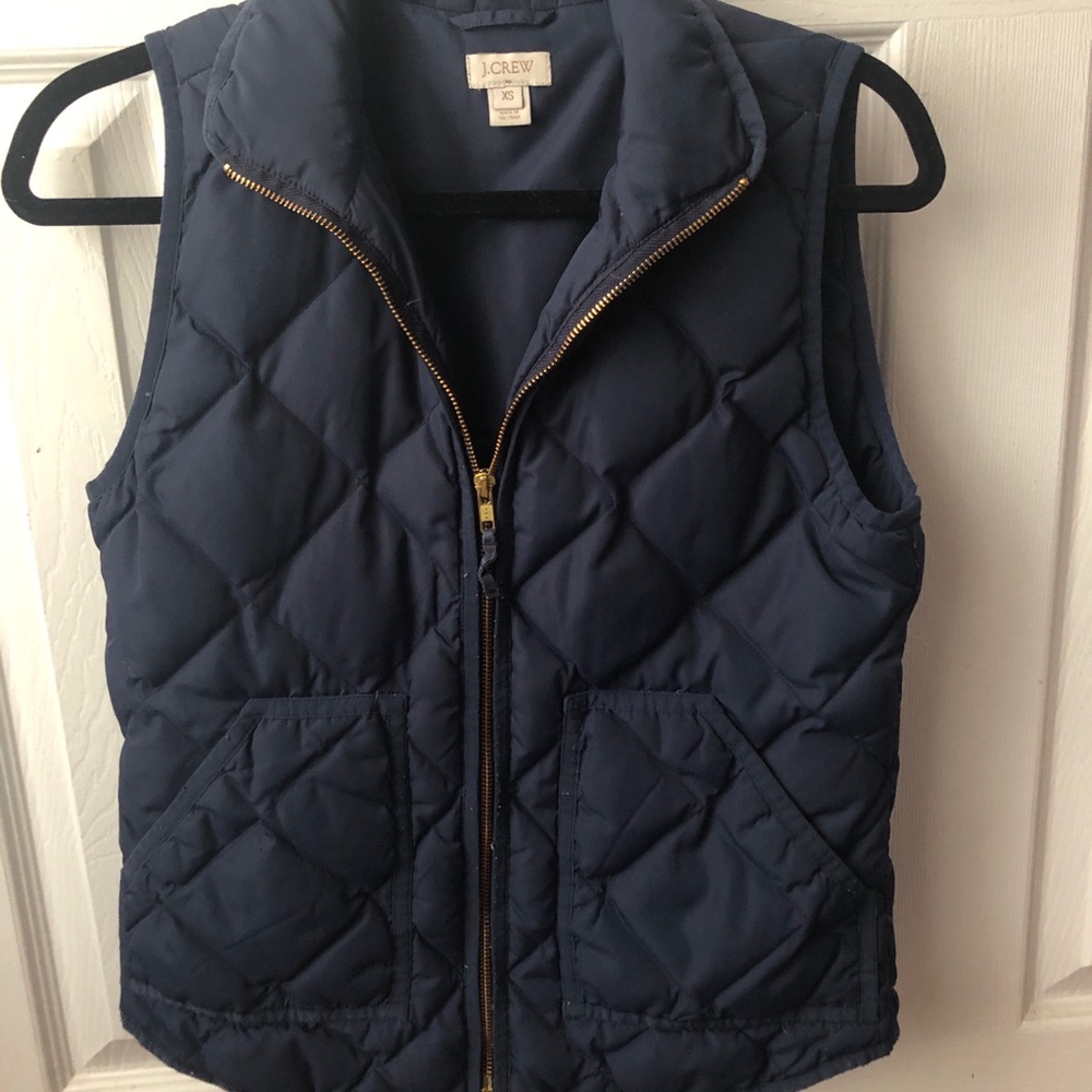 Woman J.Crew Excursion Quilted Down Vest